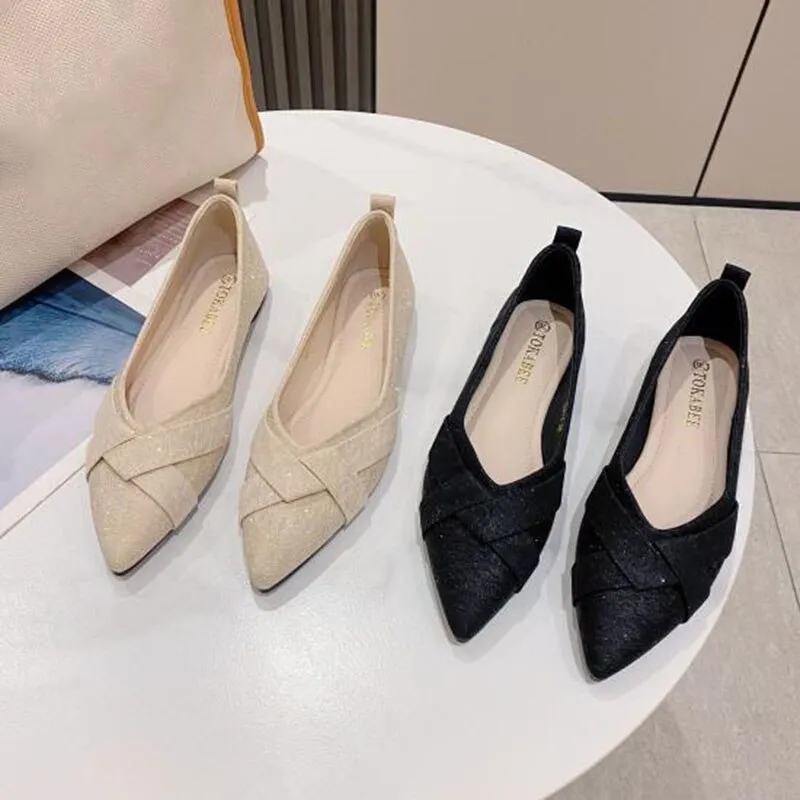 Hnzxzm Fashion Flats for Women Single Shoes Elegant Office Lady Shoes Pointed toe Ballets Women Flats Black Plus Size 41 A4320
