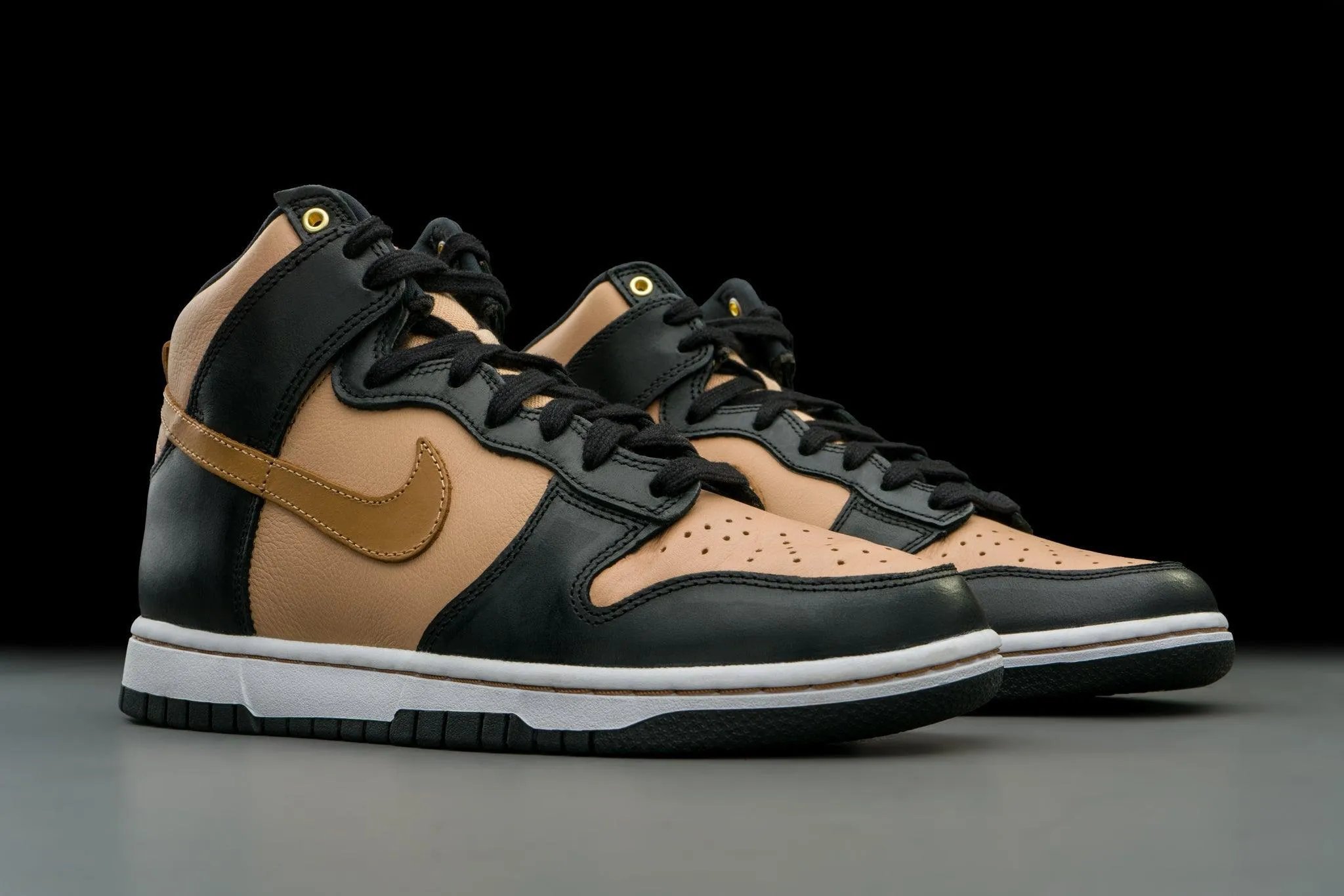 Nike Dunk High LXX Black Flax (W)