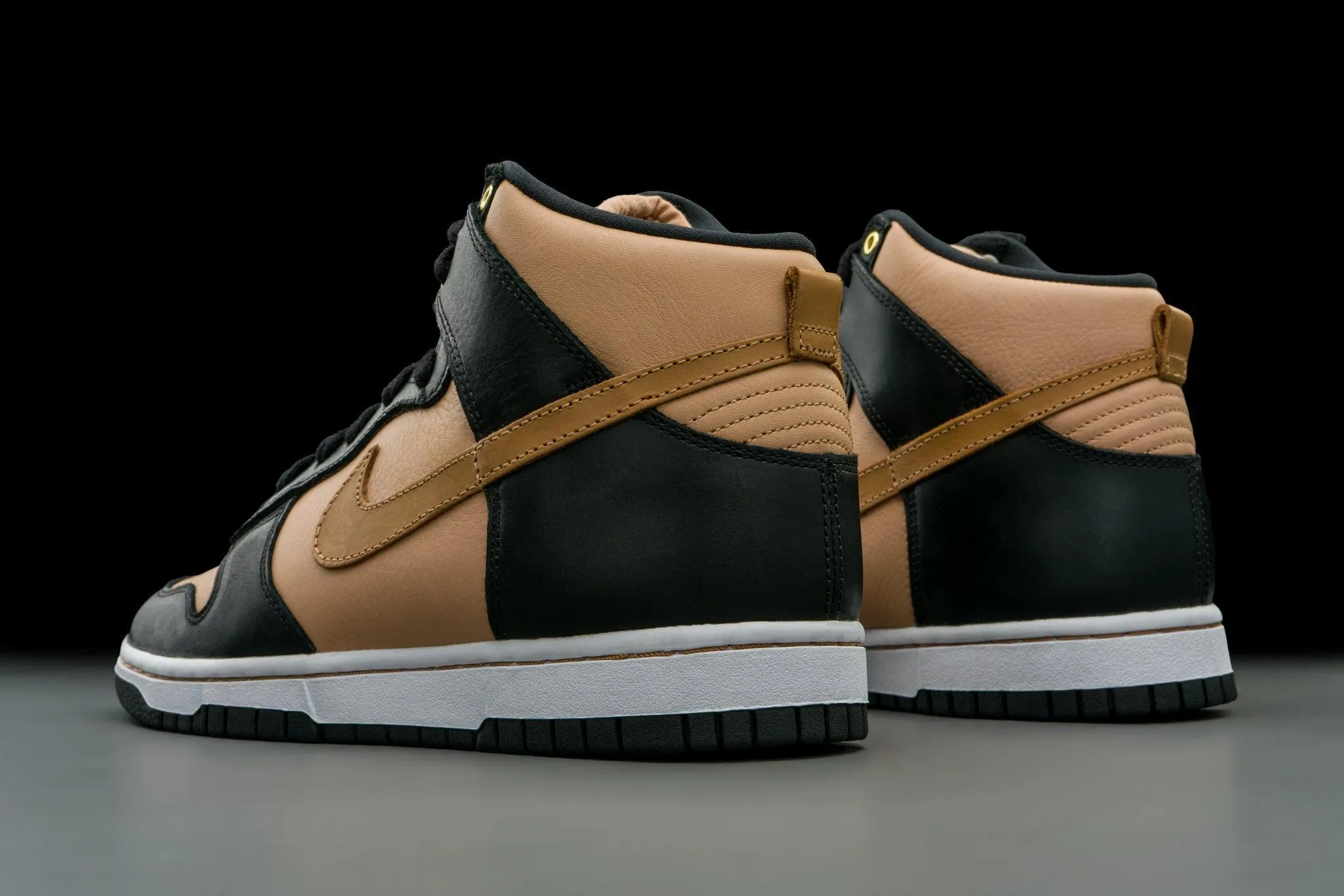 Nike Dunk High LXX Black Flax (W)