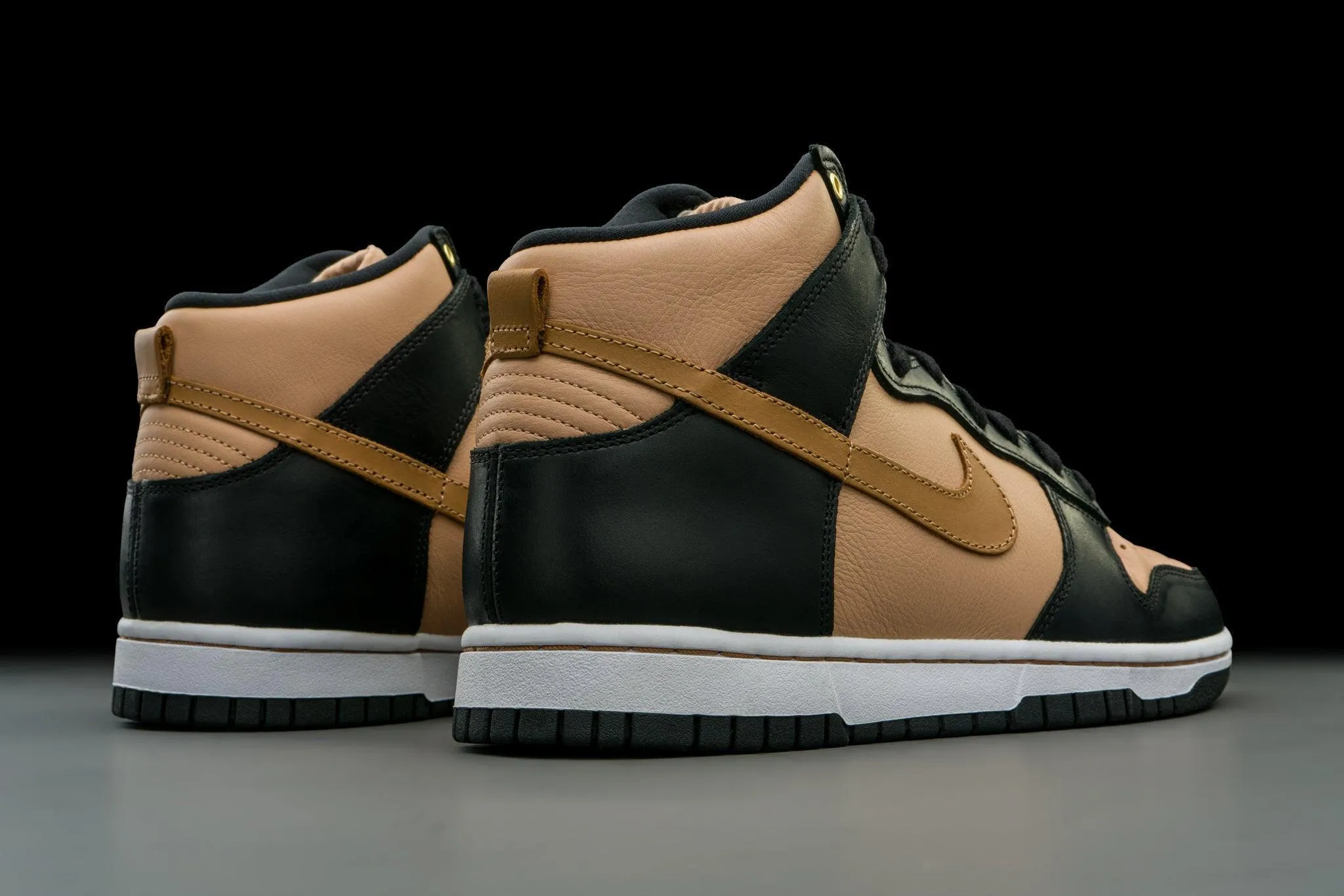 Nike Dunk High LXX Black Flax (W)