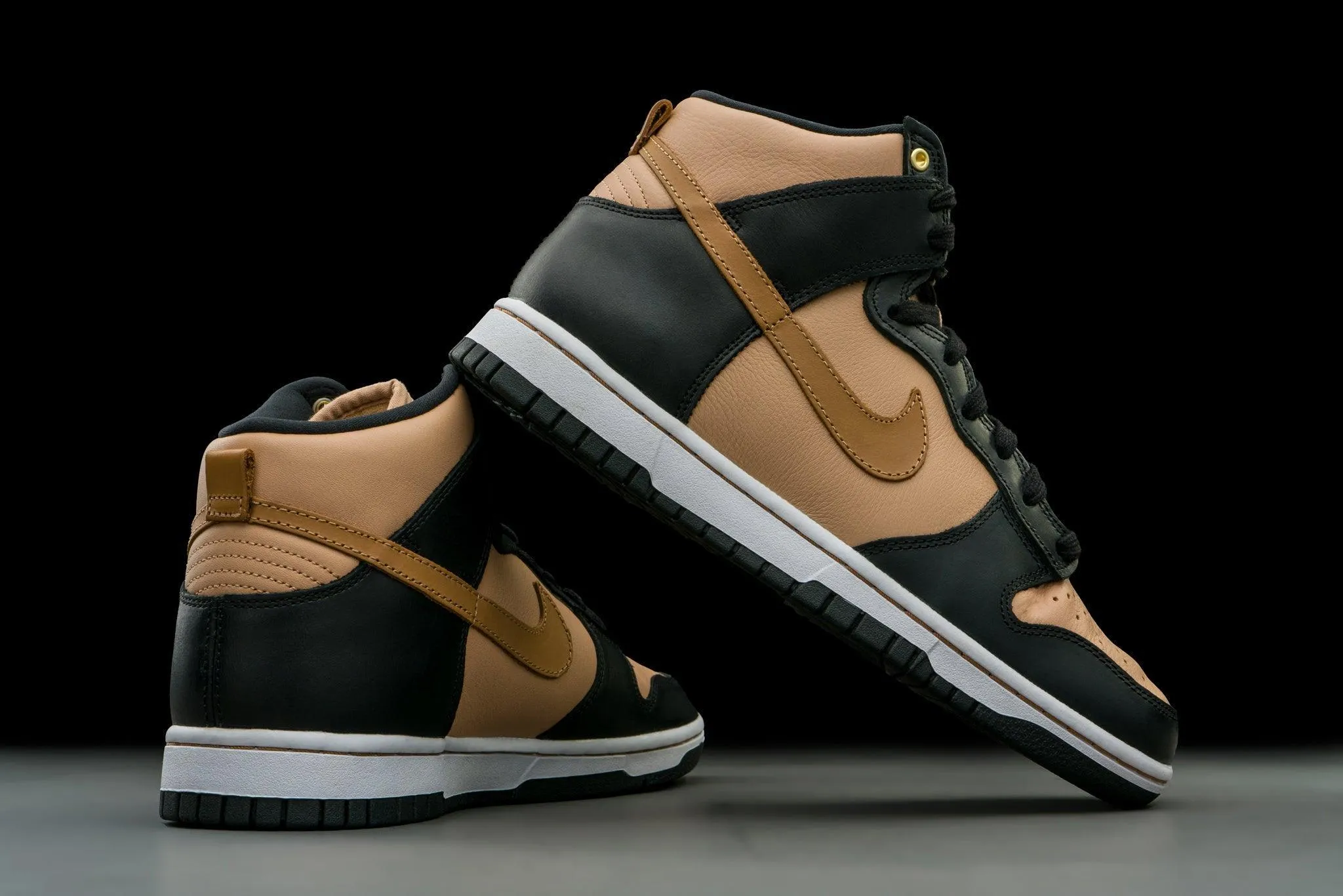 Nike Dunk High LXX Black Flax (W)